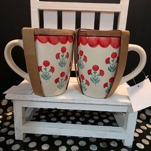 Brand New Floral Mug Set with Wooden Coaster Lids – Set of 2.